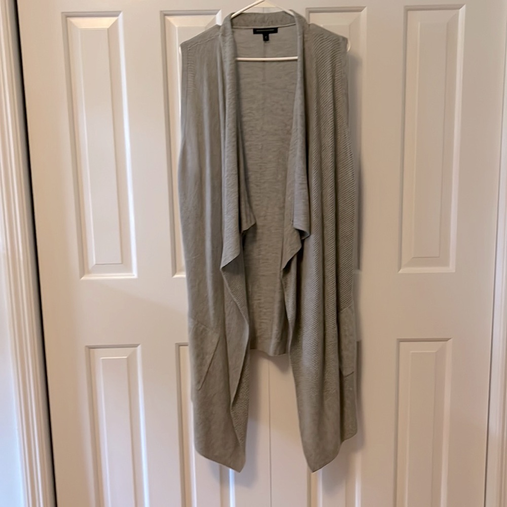 Light grey knit vest